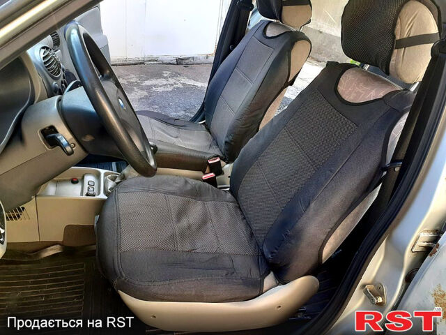 Серый ВАЗ Kalina, объемом двигателя 1.6 л и пробегом 263 тыс. км за 2200 $, фото 6 на Automoto.ua