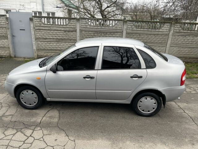 Сірий ВАЗ Калина, об'ємом двигуна 1.6 л та пробігом 140 тис. км за 2600 $, фото 2 на Automoto.ua