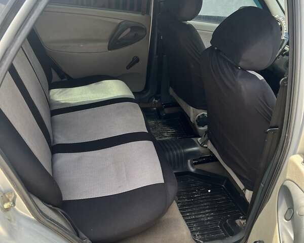 Сірий ВАЗ Калина, об'ємом двигуна 1.6 л та пробігом 89 тис. км за 1550 $, фото 7 на Automoto.ua