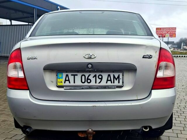 Серый ВАЗ Kalina, объемом двигателя 1.6 л и пробегом 112 тыс. км за 1070 $, фото 2 на Automoto.ua