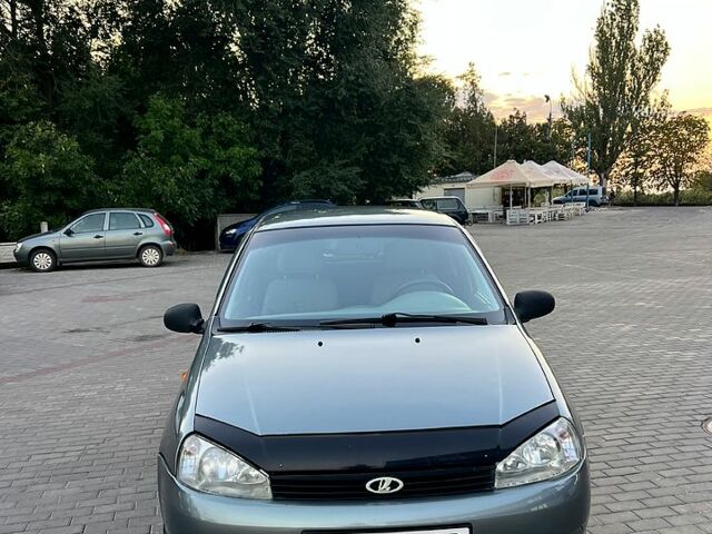 Серый ВАЗ Kalina, объемом двигателя 1.6 л и пробегом 204 тыс. км за 2500 $, фото 2 на Automoto.ua