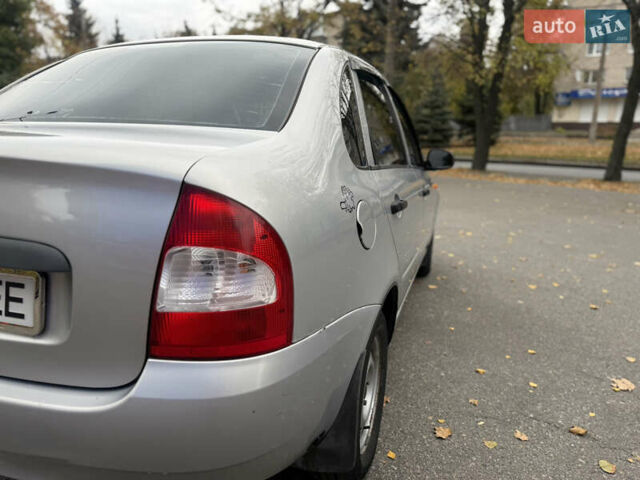 Серый ВАЗ Калина, объемом двигателя 1.6 л и пробегом 141 тыс. км за 2300 $, фото 3 на Automoto.ua