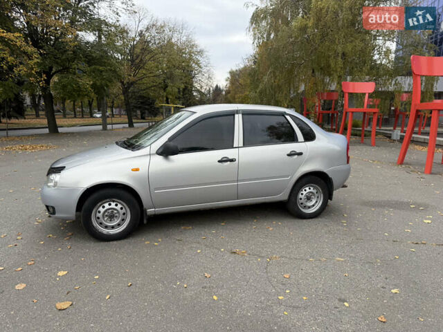 Серый ВАЗ Калина, объемом двигателя 1.6 л и пробегом 141 тыс. км за 2300 $, фото 8 на Automoto.ua