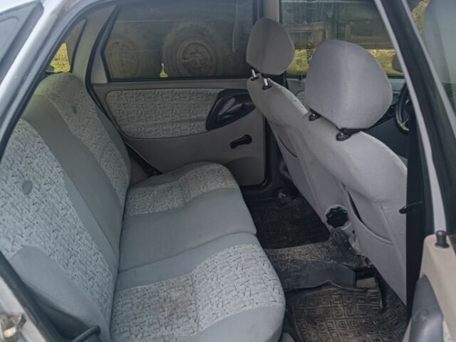 Серый ВАЗ Калина, объемом двигателя 1.6 л и пробегом 55 тыс. км за 1450 $, фото 3 на Automoto.ua