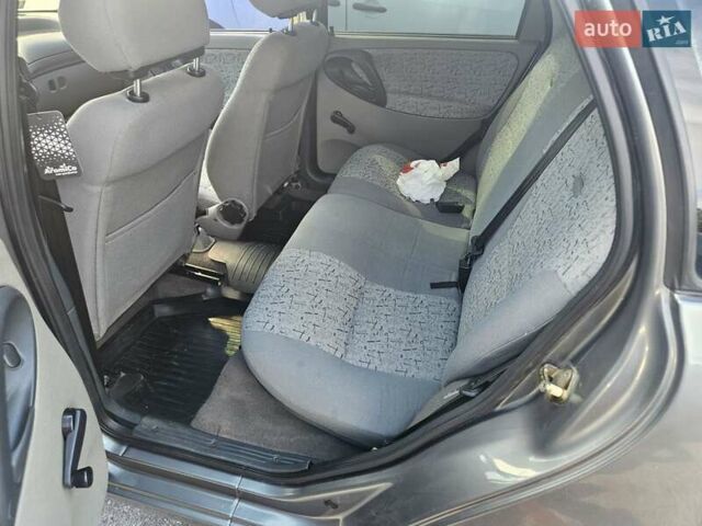 Серый ВАЗ Калина, объемом двигателя 1.6 л и пробегом 90 тыс. км за 1800 $, фото 6 на Automoto.ua