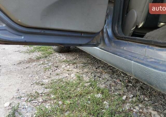 Серый ВАЗ Калина, объемом двигателя 1.6 л и пробегом 150 тыс. км за 2000 $, фото 3 на Automoto.ua