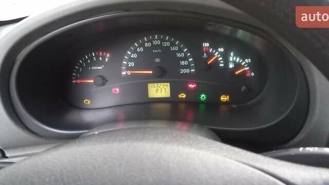 Серый ВАЗ Калина, объемом двигателя 1.6 л и пробегом 159 тыс. км за 2000 $, фото 2 на Automoto.ua