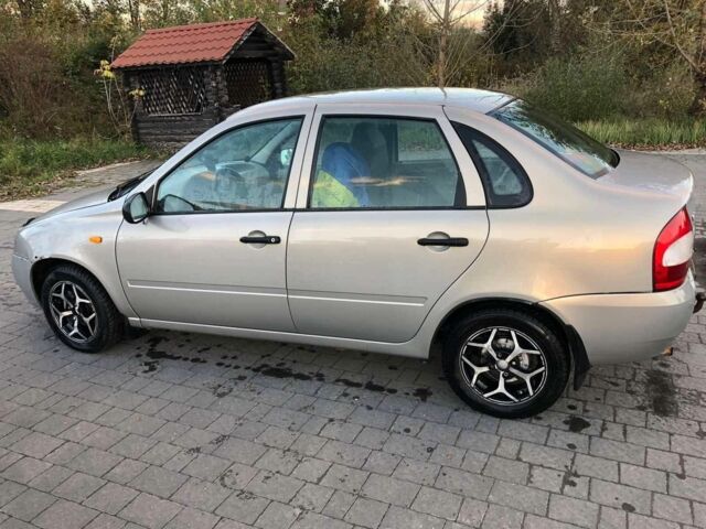 Серый ВАЗ Калина, объемом двигателя 1.6 л и пробегом 450 тыс. км за 1150 $, фото 1 на Automoto.ua