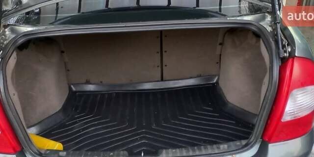 Серый ВАЗ Калина, объемом двигателя 1.6 л и пробегом 159 тыс. км за 2000 $, фото 6 на Automoto.ua