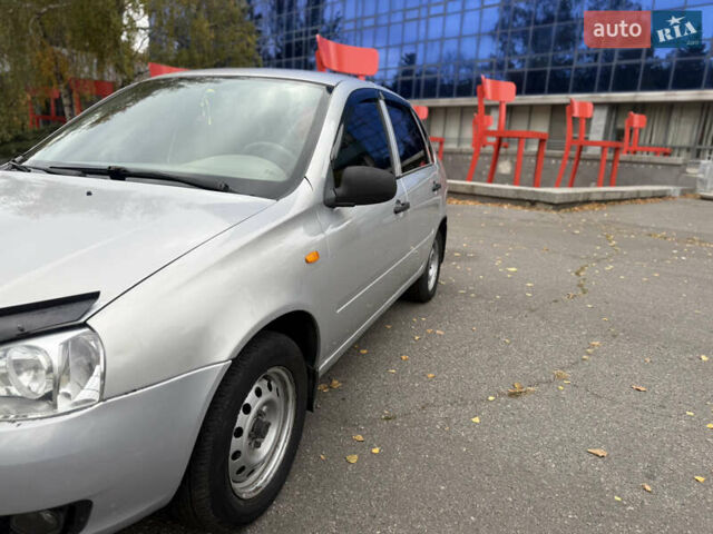 Серый ВАЗ Калина, объемом двигателя 1.6 л и пробегом 141 тыс. км за 2300 $, фото 15 на Automoto.ua