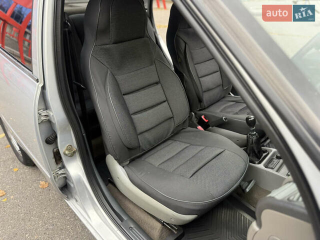 Серый ВАЗ Калина, объемом двигателя 1.6 л и пробегом 141 тыс. км за 2300 $, фото 22 на Automoto.ua