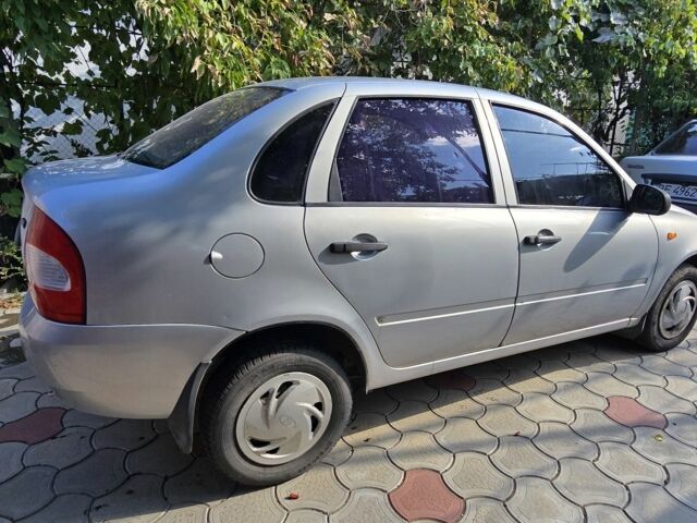 Сірий ВАЗ Калина, об'ємом двигуна 0 л та пробігом 172 тис. км за 1800 $, фото 3 на Automoto.ua