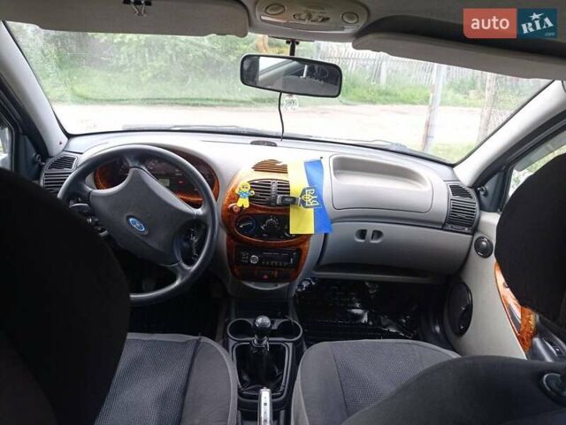 Серый ВАЗ Калина, объемом двигателя 1.6 л и пробегом 155 тыс. км за 2100 $, фото 7 на Automoto.ua