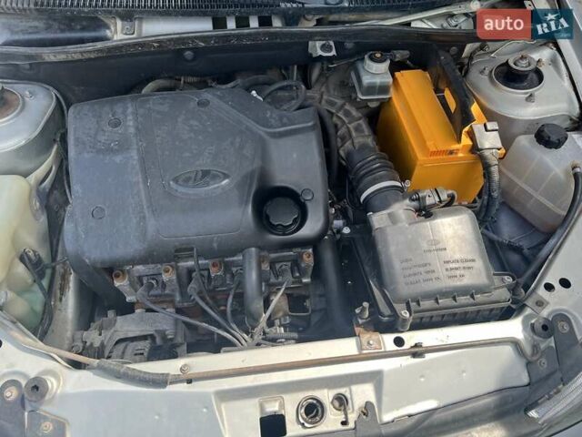 Сірий ВАЗ Калина, об'ємом двигуна 1.6 л та пробігом 89 тис. км за 1550 $, фото 5 на Automoto.ua