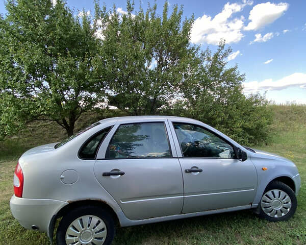 Сірий ВАЗ Калина, об'ємом двигуна 1.6 л та пробігом 330 тис. км за 1700 $, фото 1 на Automoto.ua