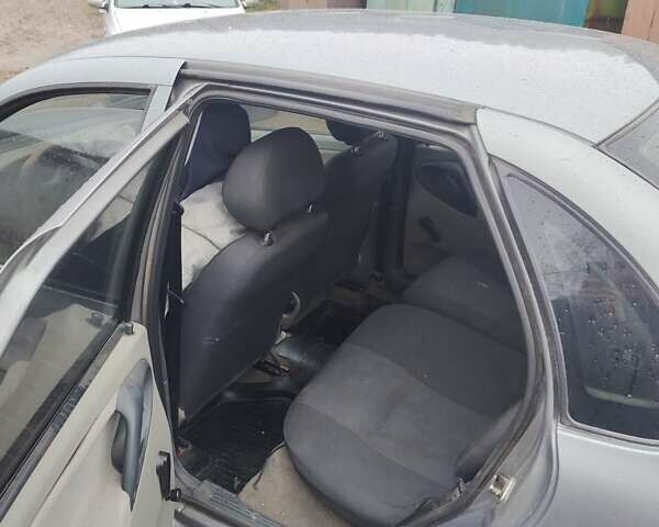 Сірий ВАЗ Калина, об'ємом двигуна 1.39 л та пробігом 160 тис. км за 1700 $, фото 2 на Automoto.ua