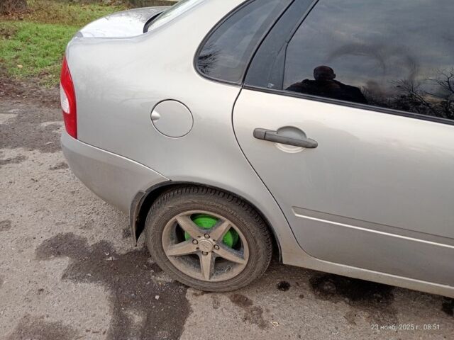 Сірий ВАЗ Калина, об'ємом двигуна 1.6 л та пробігом 254 тис. км за 2100 $, фото 4 на Automoto.ua