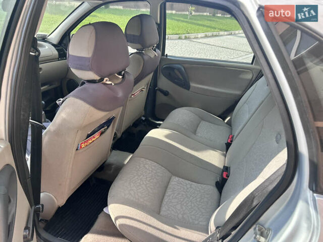 ВАЗ Калина 2008 у Львові на Automoto.ua Сірий ВАЗ Калина, об'ємом двигуна 1.39 л та пробігом 41 тис. км за 4500 $, фото 21 на Automoto.ua
