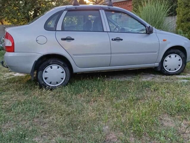 Серый ВАЗ Калина, объемом двигателя 1.6 л и пробегом 58 тыс. км за 3000 $, фото 5 на Automoto.ua