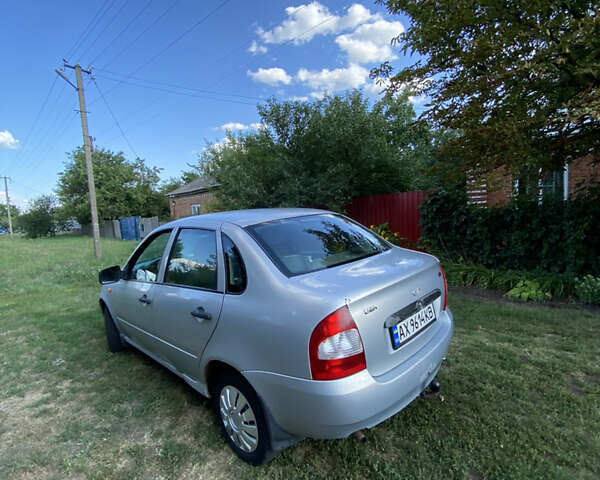 Сірий ВАЗ Калина, об'ємом двигуна 1.6 л та пробігом 330 тис. км за 1700 $, фото 3 на Automoto.ua