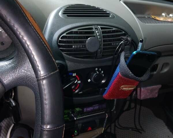 Сірий ВАЗ Калина, об'ємом двигуна 1.39 л та пробігом 127 тис. км за 2180 $, фото 5 на Automoto.ua