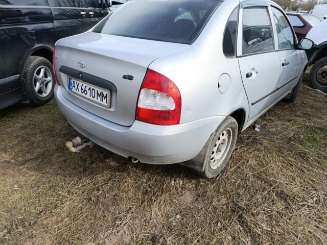 Серый ВАЗ Калина, объемом двигателя 1.6 л и пробегом 180 тыс. км за 1000 $, фото 1 на Automoto.ua