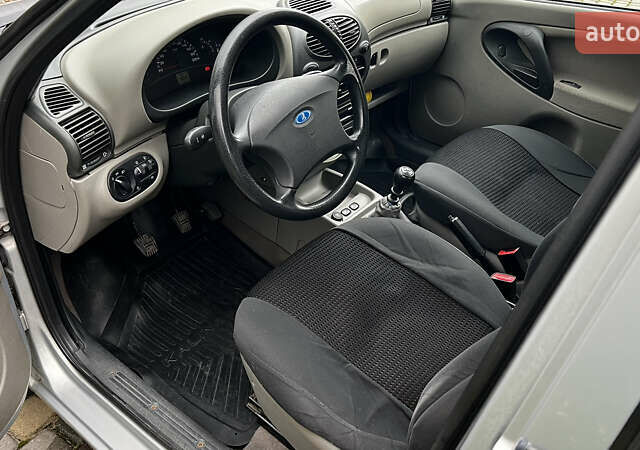 Сірий ВАЗ Калина, об'ємом двигуна 1.4 л та пробігом 78 тис. км за 3200 $, фото 20 на Automoto.ua