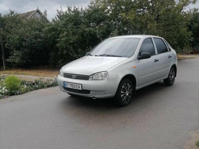 Серый ВАЗ Калина, объемом двигателя 1.6 л и пробегом 104 тыс. км за 3700 $, фото 1 на Automoto.ua