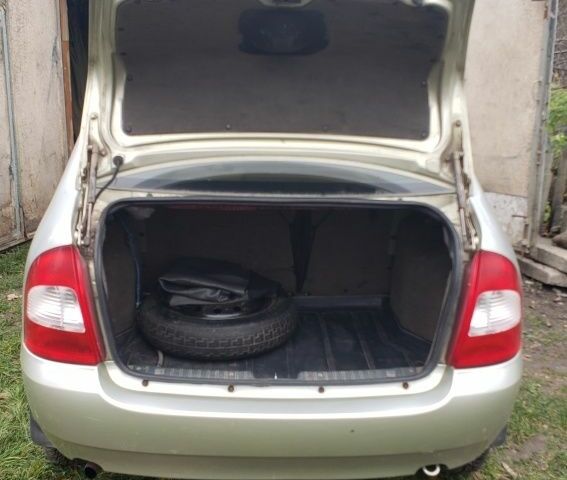 Серый ВАЗ Калина, объемом двигателя 0 л и пробегом 290 тыс. км за 1500 $, фото 8 на Automoto.ua