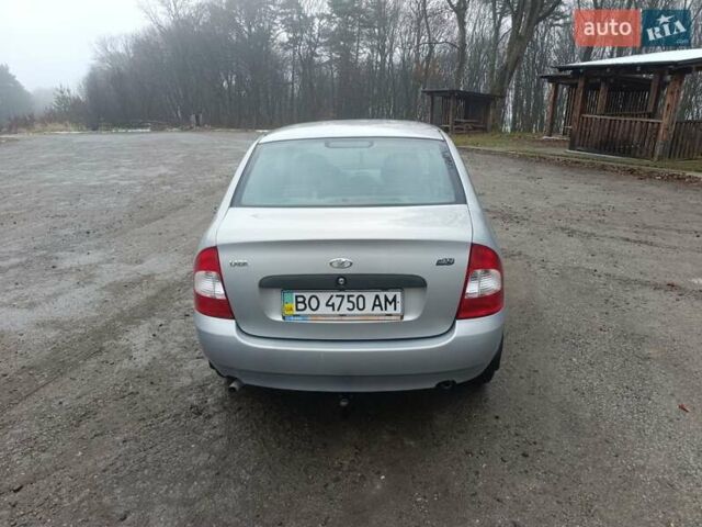 Сірий ВАЗ Калина, об'ємом двигуна 1.6 л та пробігом 157 тис. км за 1999 $, фото 1 на Automoto.ua