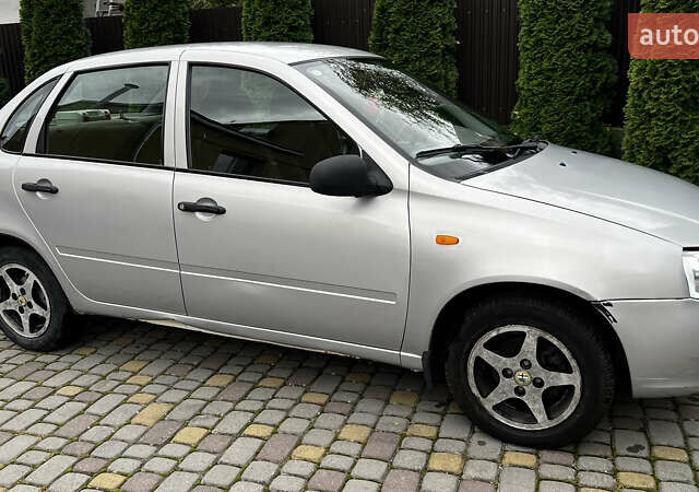 Сірий ВАЗ Калина, об'ємом двигуна 1.4 л та пробігом 78 тис. км за 3200 $, фото 1 на Automoto.ua