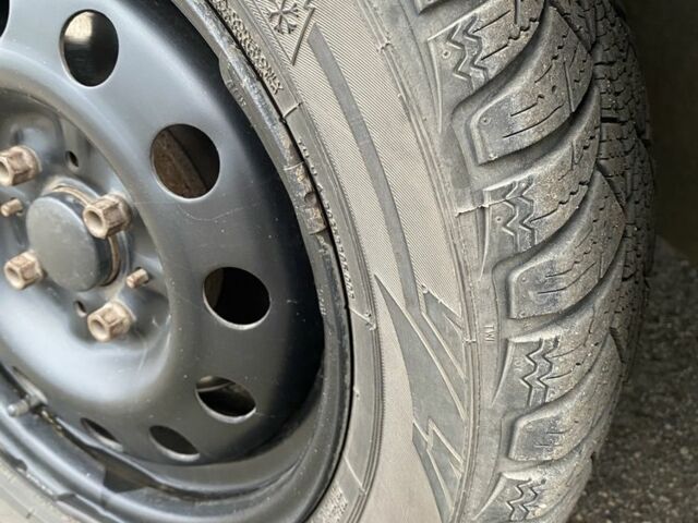 Серый ВАЗ Калина, объемом двигателя 1.6 л и пробегом 189 тыс. км за 1400 $, фото 16 на Automoto.ua