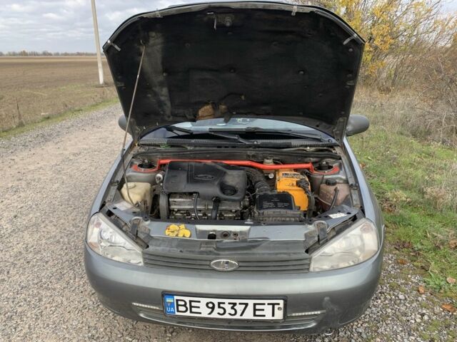 Серый ВАЗ Калина, объемом двигателя 1.6 л и пробегом 260 тыс. км за 1800 $, фото 6 на Automoto.ua