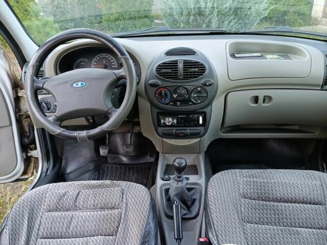 Сірий ВАЗ Калина, об'ємом двигуна 1.6 л та пробігом 58 тис. км за 3400 $, фото 5 на Automoto.ua