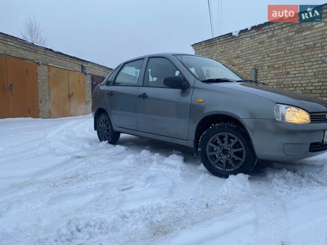 Серый ВАЗ Калина, объемом двигателя 1.4 л и пробегом 185 тыс. км за 2400 $, фото 5 на Automoto.ua