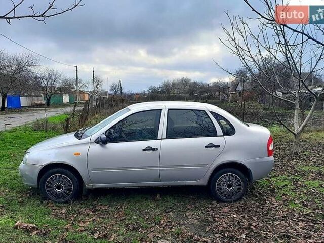 Серый ВАЗ Калина, объемом двигателя 1.6 л и пробегом 160 тыс. км за 2400 $, фото 5 на Automoto.ua