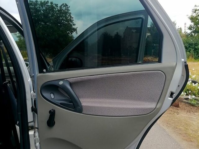 Серый ВАЗ Kalina, объемом двигателя 1.6 л и пробегом 104 тыс. км за 3700 $, фото 7 на Automoto.ua