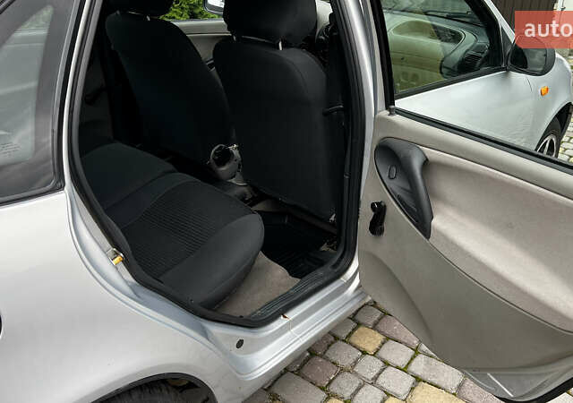 Сірий ВАЗ Калина, об'ємом двигуна 1.4 л та пробігом 78 тис. км за 3200 $, фото 22 на Automoto.ua