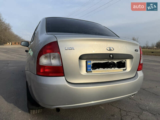 Сірий ВАЗ Калина, об'ємом двигуна 1.4 л та пробігом 104 тис. км за 2500 $, фото 15 на Automoto.ua
