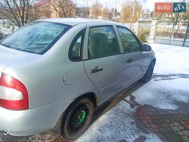Серый ВАЗ Калина, объемом двигателя 1.6 л и пробегом 122 тыс. км за 2500 $, фото 6 на Automoto.ua