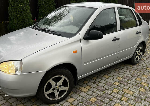 Сірий ВАЗ Калина, об'ємом двигуна 1.4 л та пробігом 78 тис. км за 3200 $, фото 5 на Automoto.ua