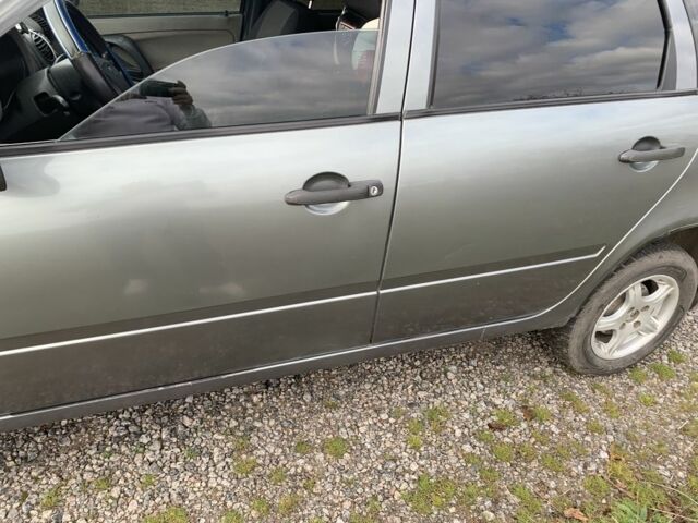 Серый ВАЗ Калина, объемом двигателя 1.6 л и пробегом 260 тыс. км за 1800 $, фото 8 на Automoto.ua