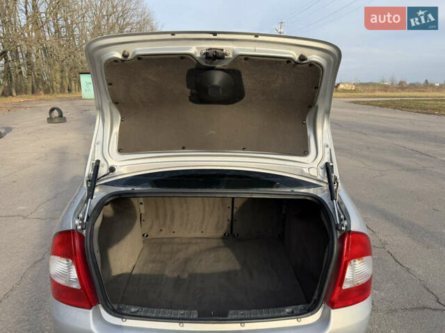 Сірий ВАЗ Калина, об'ємом двигуна 1.4 л та пробігом 104 тис. км за 2500 $, фото 14 на Automoto.ua