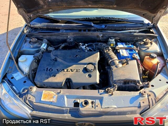 Сірий ВАЗ Kalina, об'ємом двигуна 1.4 л та пробігом 130 тис. км за 2700 $, фото 4 на Automoto.ua