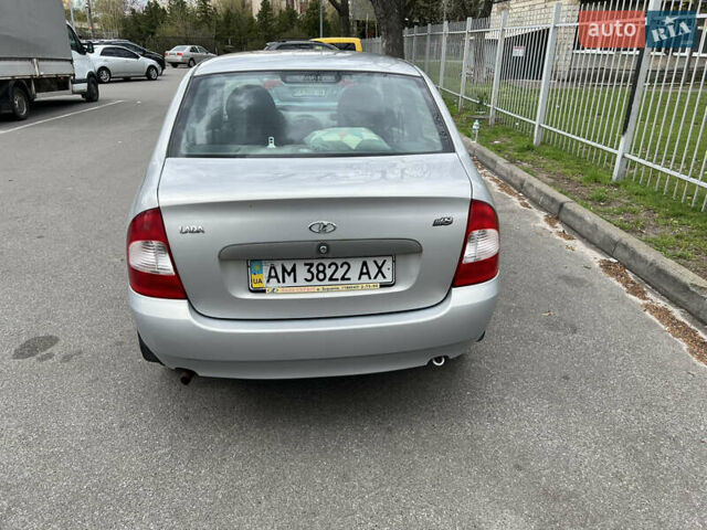 Серый ВАЗ Калина, объемом двигателя 1.6 л и пробегом 94 тыс. км за 2000 $, фото 5 на Automoto.ua