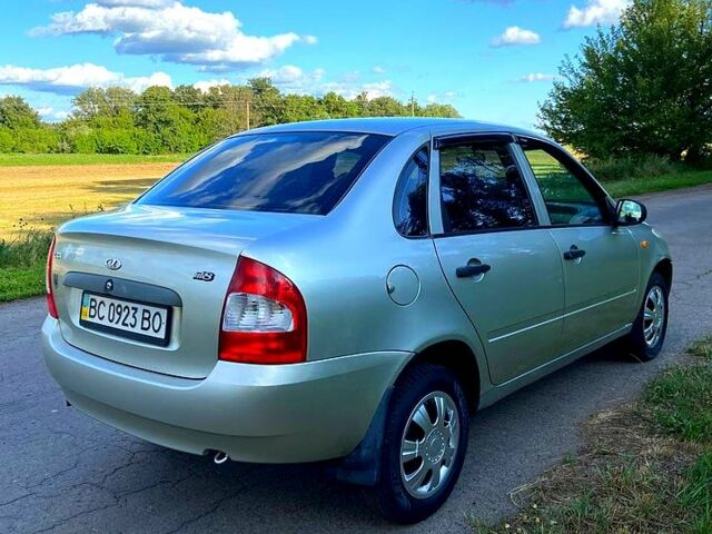 Серый ВАЗ Kalina, объемом двигателя 1.6 л и пробегом 112 тыс. км за 2450 $, фото 7 на Automoto.ua