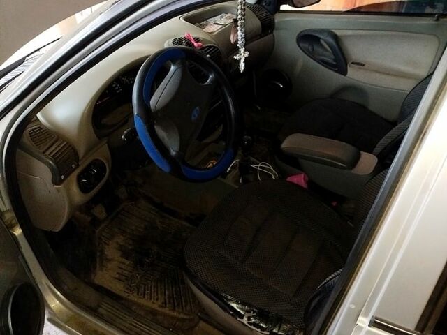 Серый ВАЗ Kalina, объемом двигателя 1.6 л и пробегом 270 тыс. км за 1700 $, фото 2 на Automoto.ua