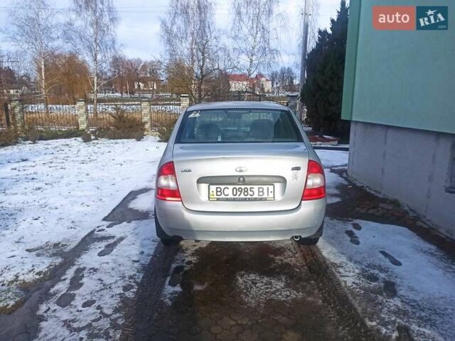 Серый ВАЗ Калина, объемом двигателя 1.6 л и пробегом 122 тыс. км за 2500 $, фото 5 на Automoto.ua