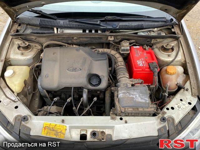 Серый ВАЗ Kalina, объемом двигателя 1.6 л и пробегом 189 тыс. км за 1500 $, фото 11 на Automoto.ua