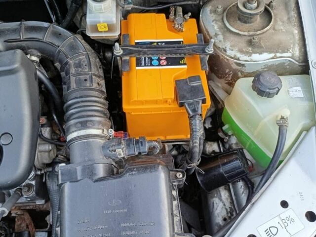 Серый ВАЗ Калина, объемом двигателя 1.6 л и пробегом 58 тыс. км за 3000 $, фото 6 на Automoto.ua